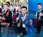 Астраханские артисты исполнили в Атырау знаменитый Казахский вальс