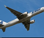 Летевший из Гоа самолет совершил аварийную посадку в Астрахани