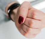 Астраханка избила женщину-судебного пристава