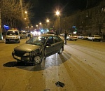 В Астрахани разбились три машины – два участника ДТП в больнице с сотрясением 