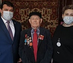 Владимир Путин поздравил с днем рождения астраханского ветерана