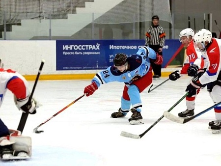 «Форпост Юг» всё также крепок: в Астрахани завершился хоккейный турнир «Дружба Народов»