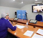 Леонид Огуль провел большой онлайн приём с жителями Приволжского и Лиманского районов