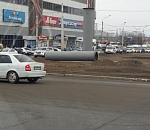 Астраханцы гадают, что за трубы появились возле ТРЦ "Ярмарка"