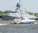 Руководство региона поздравило астраханцев с Днём ВМФ