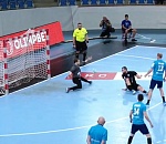 Астраханское «Динамо», проигрывая во втором тайме четыре мяча, добилось ничьей с питерским «Зенитом»