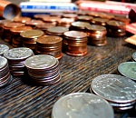 Реальная зарплата россиян за январь — февраль 2015 года упала на 9%