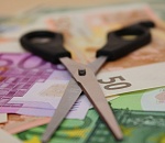 В Астрахани начальник отдела Управления экономической безопасности скрыл полные сведения о доходах