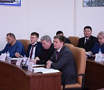 Депутаты озвучили наболевшие для Астрахани вопросы и ответы их не устроили