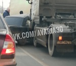 В Астрахани "семерка" залезла под КамАЗ