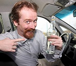 Приключения астраханца, приехавшего пьяным в ГИБДД, продолжаются