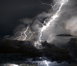 Астраханцам снова обещают грозу и сильный ветер