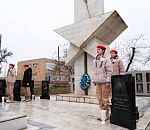 В астраханском селе открыли воинские стелы и «Парты Героев» в память о погибших бойцах СВО