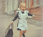 В Астрахани пострадала первоклассница из-за давки на выходе из школы