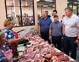 Руководители региона и Астрахани поздравили с профессиональным праздником работников торговли