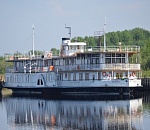 По астраханским рекам курсировал опасный теплоход