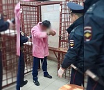 Полицейские, на которых с ножом напал астраханец, представлены к госнаградам