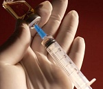 Медсестра - опытная, ошибка введения препарата - странная. Какую инъекцию ввели астраханцу перед его смертью в коридоре поликлиники