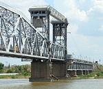 Завтра среди дня на два часа разведут Старый мост