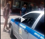 Астраханцы сообщают о задымлении в отделении офиса Сбербанка. Видео