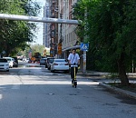 Власти Астрахани готовы полностью запретить электросамокаты на улицах города 