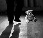 В Астрахани задержали мужчину, растлившего детей своей сожительницы