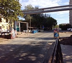 Коммунальщики, вскрывшие новый асфальт, отремонтируют его сами