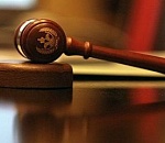 Астраханец, растливший 12-летнюю дочь, отравился в колонию на 17 лет