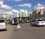 Серьезная тройная авария на путепроводе в Астрахани,есть пострадавшие