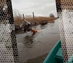 Следственное управление на транспорте СК РФ проводит проверку по факту падения экскаватора с парома