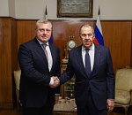 Игорь Бабушкин лично поздравил Сергея Лаврова с Днем дипломатического работника