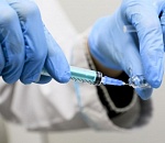 На прививку от коронавируса согласились еще пять астраханских врачей