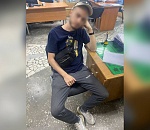 Астраханская полиция нашла самокатчика, который сбил маленькую девочку