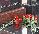  Памятный монумент в поселке под Астраханью пополнился новыми именами 