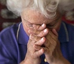 "Помощник депутата" обманул астраханку на 300 тысяч 