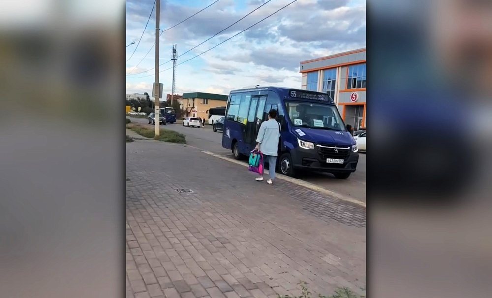 Астраханцев в Военном городке избавят от утренних очередей на остановках
