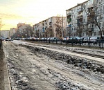 Еще одна машина застряла в астраханских льдах