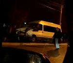 В Астрахани столкнулись маршрутка и иномарка: "морда" Lexus всмятку. Видео