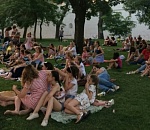 Сегодня астраханцев снова приглашают на кинопоказ под открытым небом