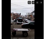 В Астрахани эвакуатор так спешил расчистить дороги от машин, что сорвал линию электропередач