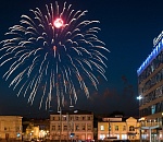 Uma2rman и салют в честь Дня рыбака. Эксклюзивные фото от Максима Коротченко