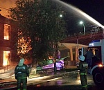 Ночью в Астрахани произошел крупный пожар