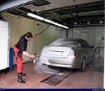 В Астрахани пьяный сотрудник автомойки угнал иномарку