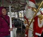 По Астрахани проехал троллейбус с Дедом Морозом и Снегурочкой