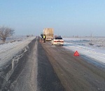На астраханской трассе ночью замерз водитель и дизель грузовика 