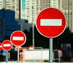 В Астрахани перекрыли одну из оживленных дорог