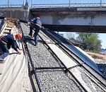 Астраханский мост ремонтируют и приводят в порядок