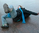 Скользкие улицы, иномарки целуются: синоптики обещают астраханцам гололед