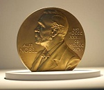 Леонид Огуль предложил выдвинуть создателей первой в мире вакцины от коронавируса на Нобелевскую премию