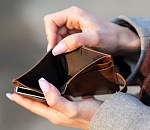 Астраханцы стали реже брать взаймы и одалживать деньги